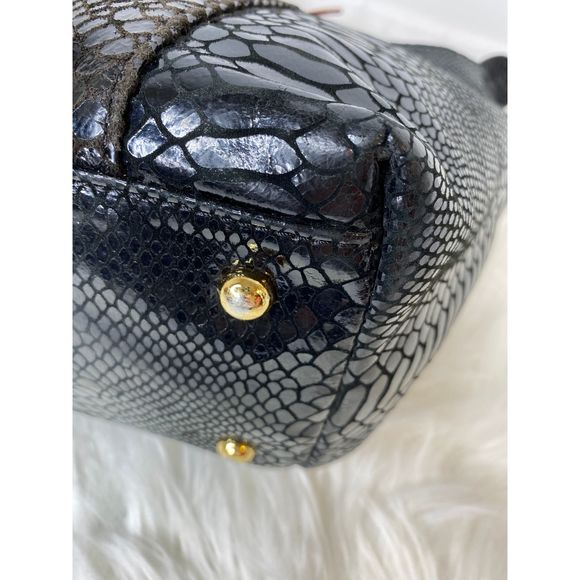 Michael Kors Snake Print Bedford Pocket Tote - Picture 7 of 7
